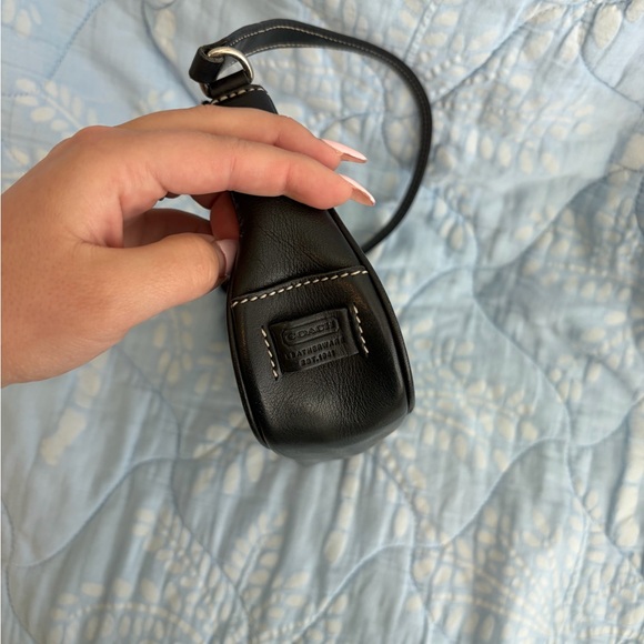 Vintage Coach Black Leather Shoulder Bag - Picture 5 of 5